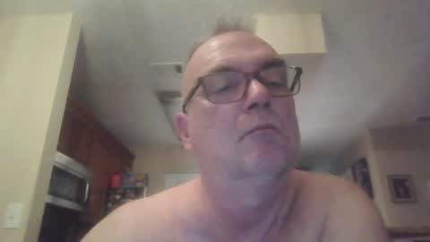 Snapshot of thickwhiteload chatting on 07.28.26 thickwhiteload online show from 07.28.26