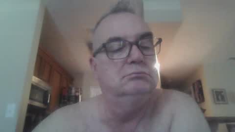 Snapshot of thickwhiteload chatting on 07.31.26 thickwhiteload online show from 07.31.26