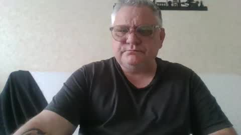 Snapshot of thierrysymp chatting on 05.02.26 Thierrysymp online show from 05.02.26
