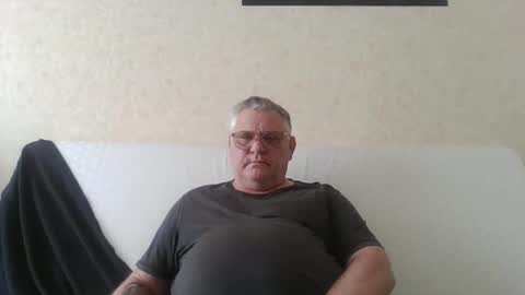 Snapshot of thierrysymp chatting on 05.03.26 Thierrysymp online show from 05.03.26