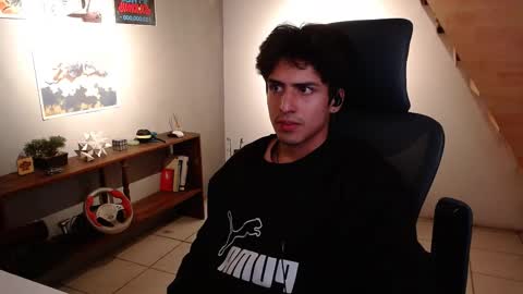 Snapshot of thieves_us chatting on 02.08.26 thieves_us online show from 02.08.26