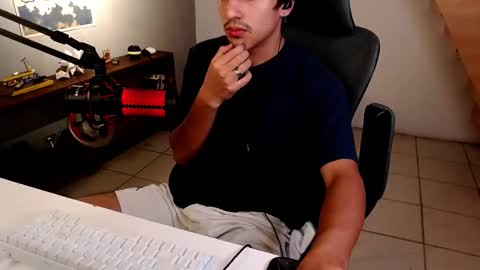 Snapshot of thieves_us chatting on 03.02.26 thieves_us online show from 03.02.26