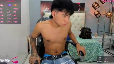 Snapshot of thiiago_collins chatting on 06.21.26 THIAGO COLLINS online show from 06.21.26
