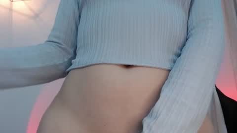 Snapshot of thin33 chatting on 06.26.26 sara online show from 06.26.26