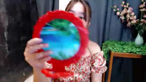 Snapshot of thisiskimmy chatting on 04.19.26 thisiskimmy online show from 04.19.26