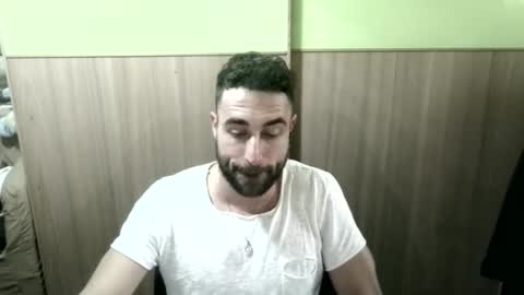 Snapshot of tho147mas chatting on 01.06.25 Thomas online show from 01.06.25