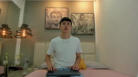 Thom online show from 03.13.26