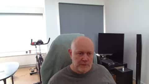 Snapshot of thomas806035 chatting on 06.22.26 thomas806035 online show from 06.22.26