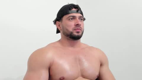 Thomas Brandon online show from 10.11.25