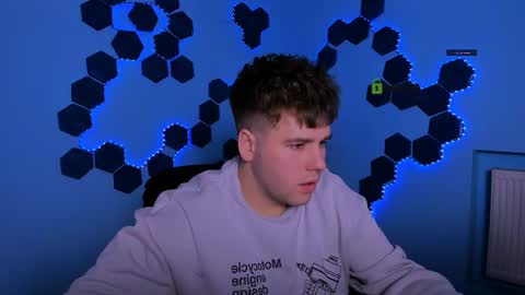 thomas_crow online show from 02.21.26