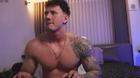 Snapshot of thomas_falcon1 chatting on 10.20.25 Thomas Falcon online show from 10.20.25