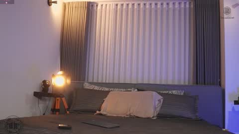 Snapshot of thomas_falcon1 chatting on 10.23.25 Thomas Falcon online show from 10.23.25