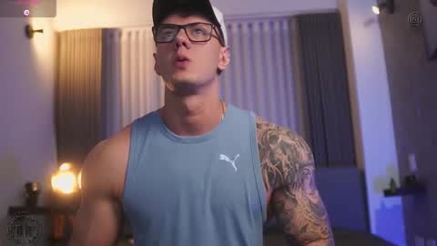 Snapshot of thomas_falcon1 chatting on 10.25.25 Thomas Falcon online show from 10.25.25