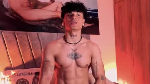 Thomas 3  JUST STAY AND BE MY LAST LOVE online show from 10.20.25