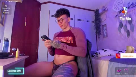 Snapshot of thomas_fuckboy chatting on 09.28.25 Thomas Grey online show from 09.28.25