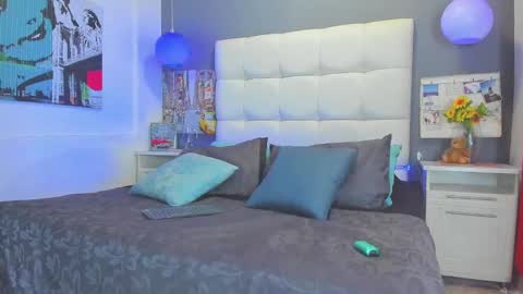 Snapshot of thomas_may4rs chatting on 02.27.25 ---Thomas--- online show from 02.27.25