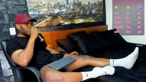 thomas Santtos online show from 01.20.25