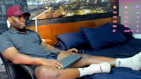 thomas Santtos online show from 02.15.25