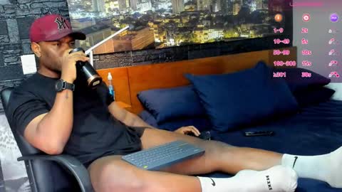 thomas Santtos online show from 02.17.25