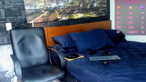 thomas Santtos online show from 02.22.25