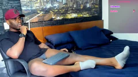 thomas Santtos online show from 02.22.25