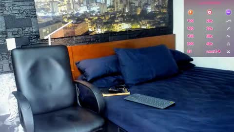 thomas Santtos online show from 02.23.25