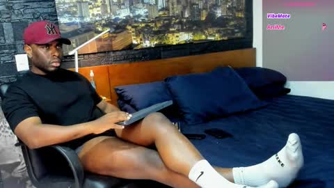 thomas Santtos online show from 02.25.25