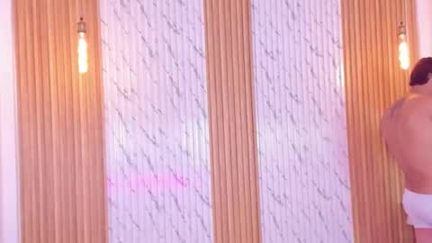 Snapshot of thomas_walker0 chatting on 10.15.25 Thomas online show from 10.15.25