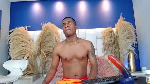 Snapshot of thomasbeliel chatting on 02.09.25 Thomas... online show from 02.09.25