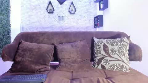 Snapshot of thomass_conor chatting on 10.02.25 thomass_conor online show from 10.02.25