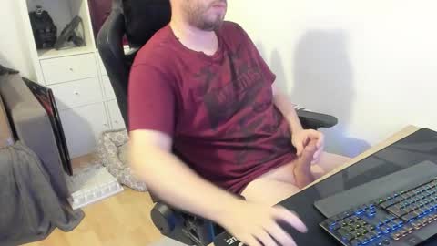 thommy2008 online show from 10.12.25