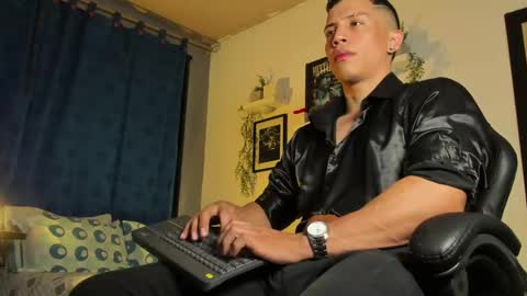 Thoms Every online show from 09.16.25