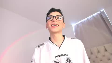 Thomy T online show from 09.13.25