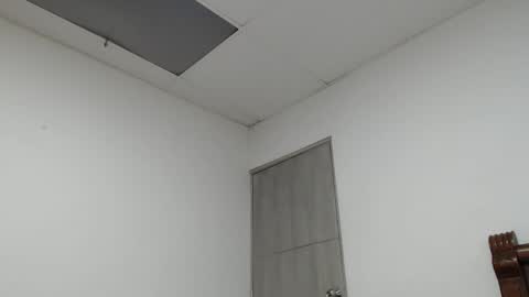 Snapshot of thonymaster chatting on 10.29.25 thonyy online show from 10.29.25