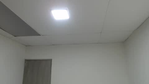 Snapshot of thonymaster chatting on 10.31.25 thonyy online show from 10.31.25