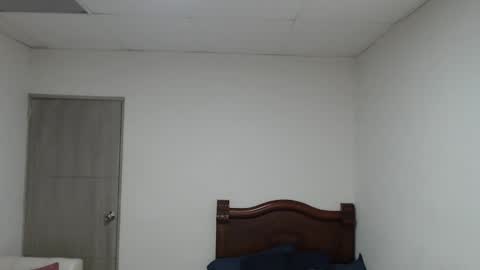 Snapshot of thonymaster chatting on 11.01.25 thonyy online show from 11.01.25