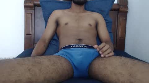 Snapshot of thonymaster chatting on 11.10.25 thonyy online show from 11.10.25