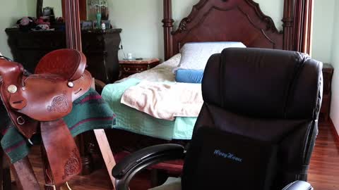 ThornburyRose online show from 04.08.26