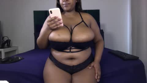 Snapshot of throatgoat2121 chatting on 03.26.26 throatgoat2121 online show from 03.26.26