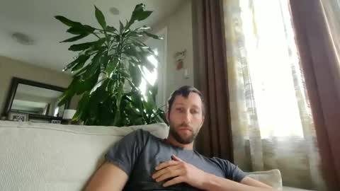 throwawayafteruse20202 online show from 10.20.25