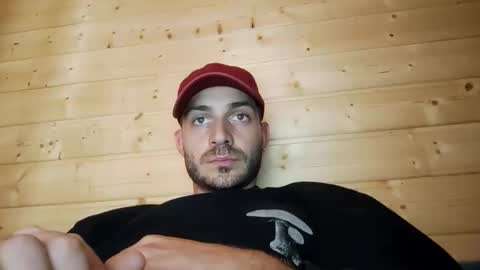 thuaultnoelk online show from 10.05.25