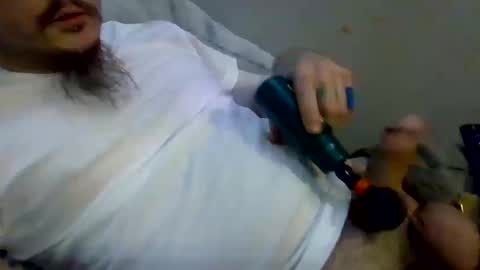 Snapshot of thunder8u42 chatting on 10.16.25 thunder8u42 online show from 10.16.25