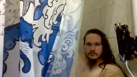 Snapshot of thunder8u42 chatting on 11.04.25 thunder8u42 online show from 11.04.25