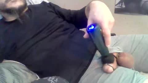 Snapshot of thunder8u42 chatting on 12.05.25 thunder8u42 online show from 12.05.25