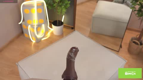 Snapshot of thunder_suck chatting on 10.21.25 Brittney online show from 10.21.25