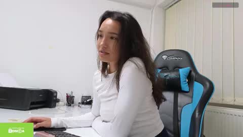 tia_j online show from 02.03.26