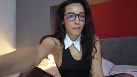tia_j online show from 03.21.26