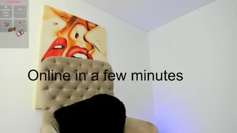 Snapshot of tiago_hannah chatting on 10.12.25 carolina online show from 10.12.25