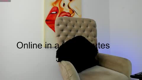 Snapshot of tiago_hannah chatting on 10.16.25 carolina online show from 10.16.25