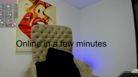 Snapshot of tiago_hannah chatting on 10.30.25 carolina online show from 10.30.25